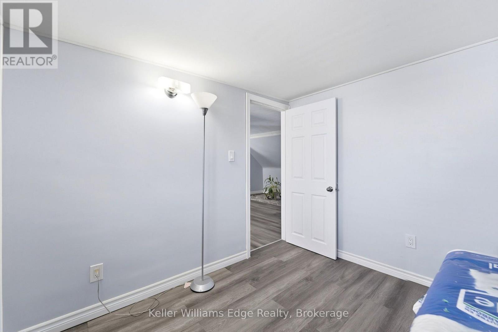 4104 BROUGHTON AVENUE - Image 21