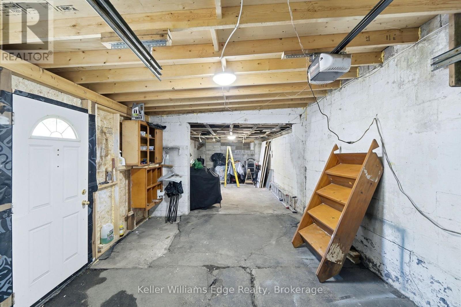 4104 BROUGHTON AVENUE - Image 26