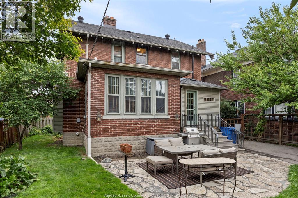 1528 VICTORIA AVENUE - Image 29