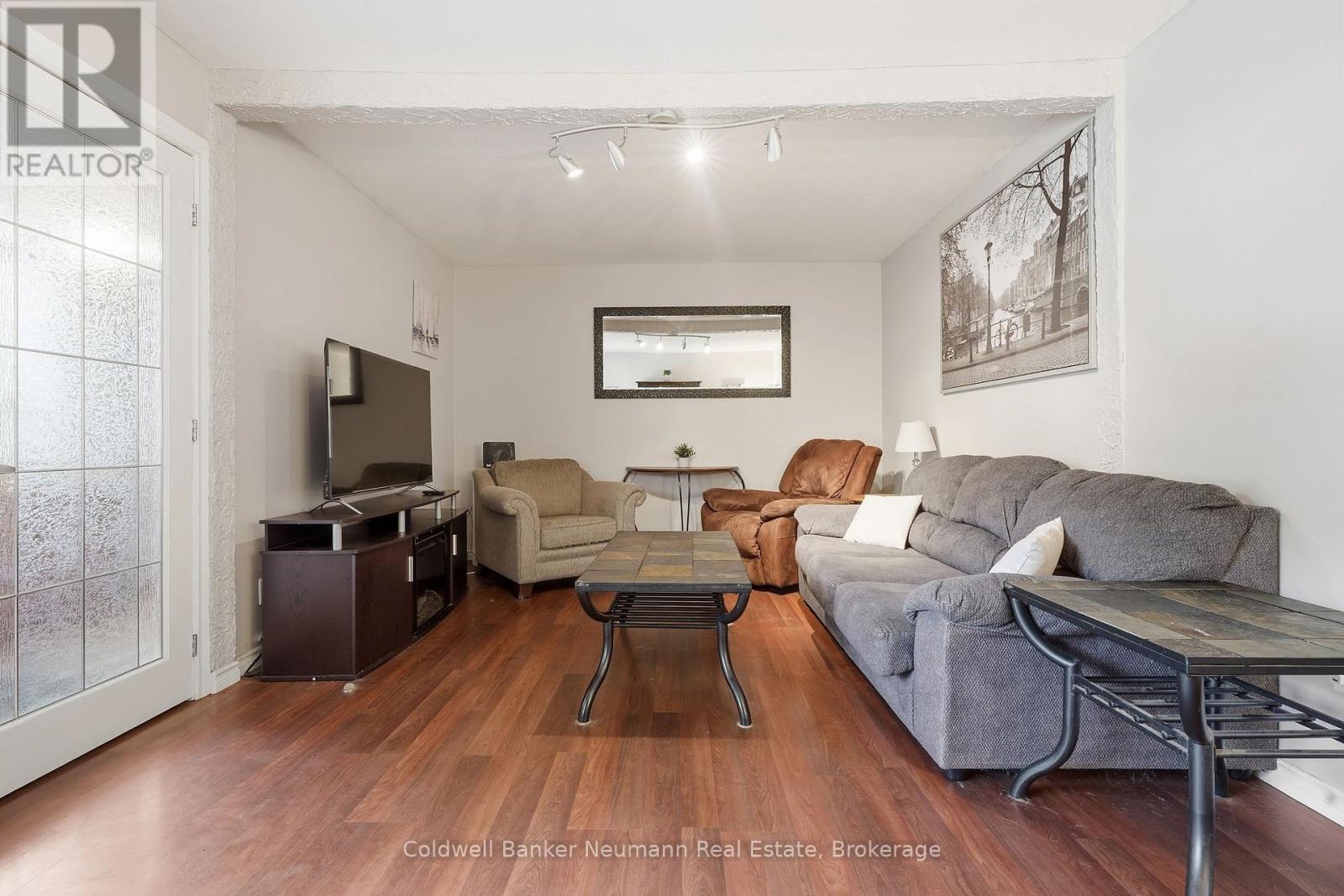 442 BURDICK PLACE - 14