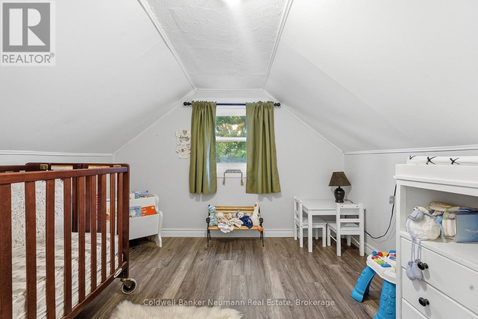 442 BURDICK PLACE - 26