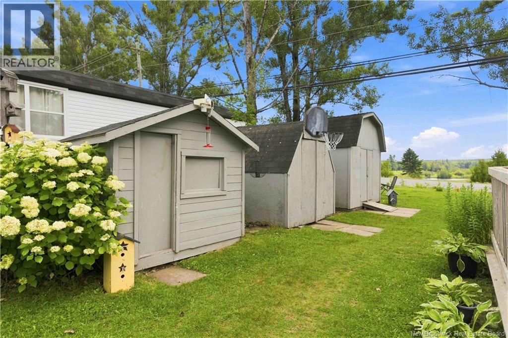 99 Hedgeview Drive - 3