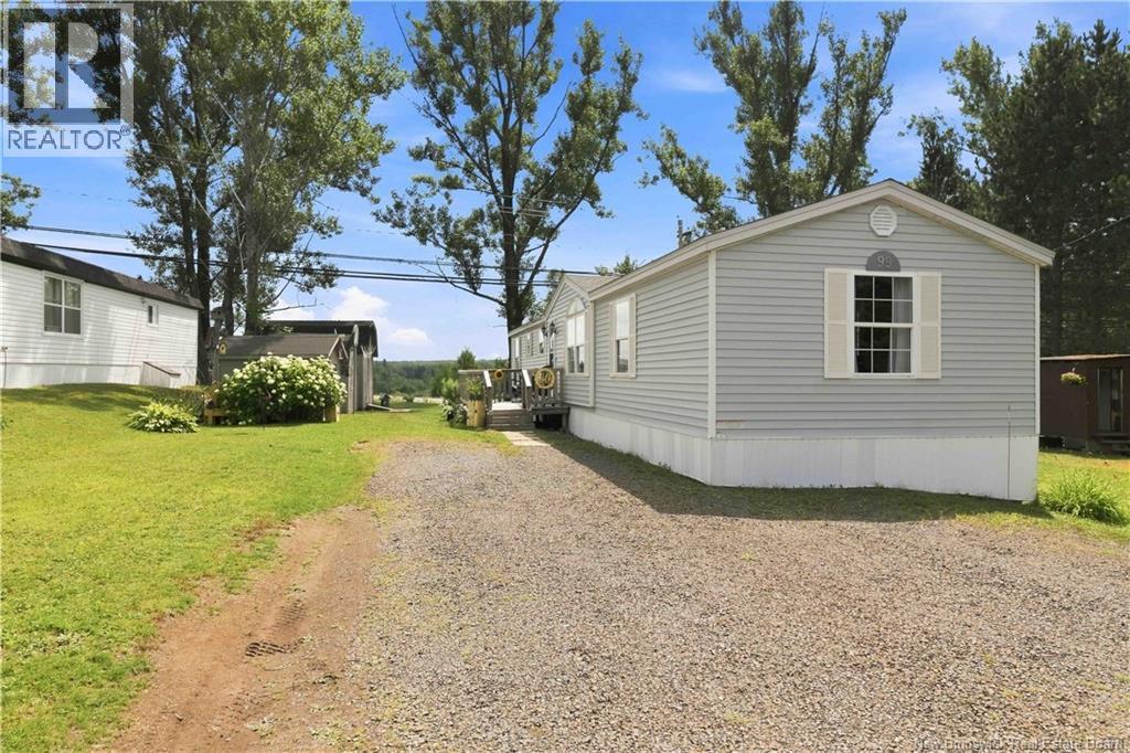 99 Hedgeview Drive - Image 23