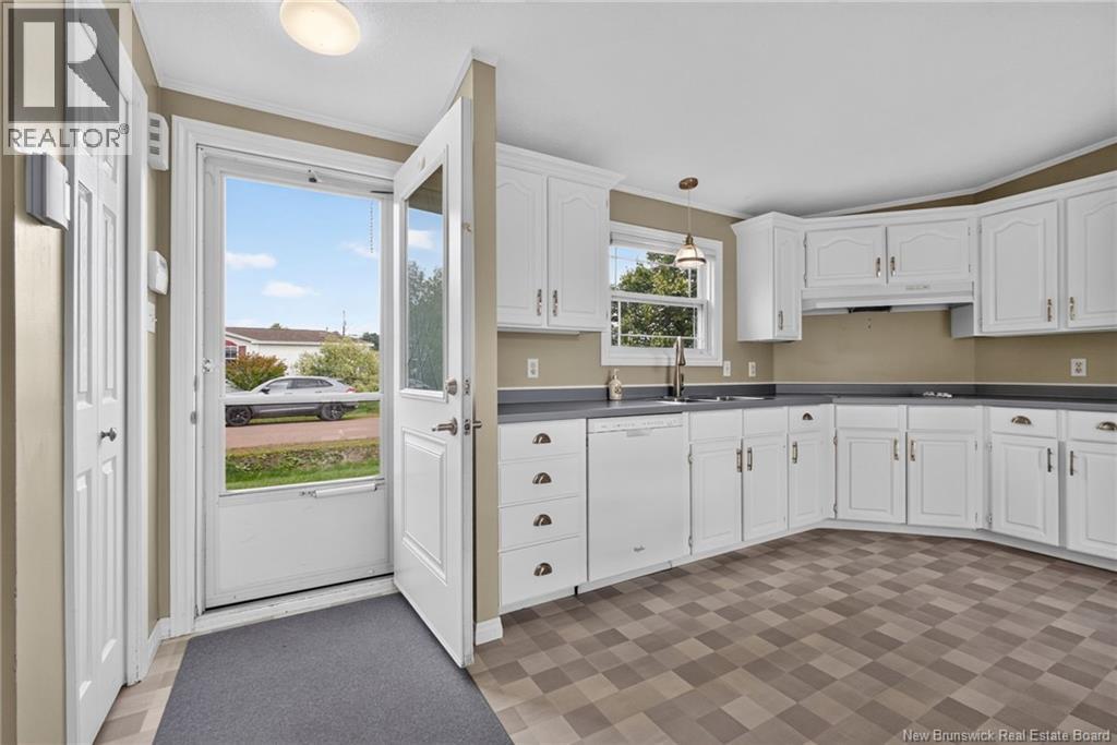 12 Martigny Street - 3