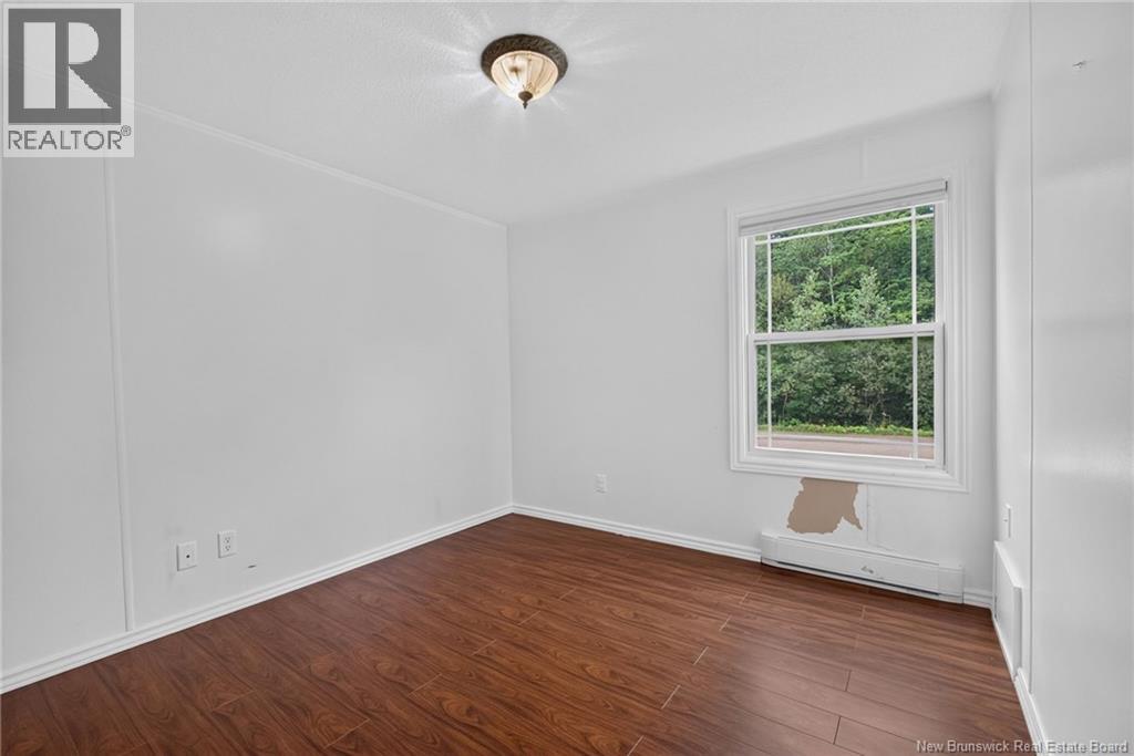 12 Martigny Street - 19