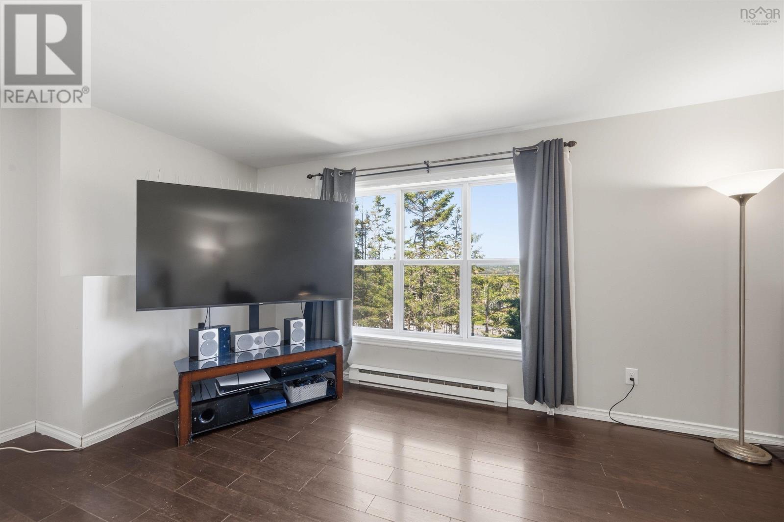 Property 18 of 48 of 1307 East Petpeswick Road