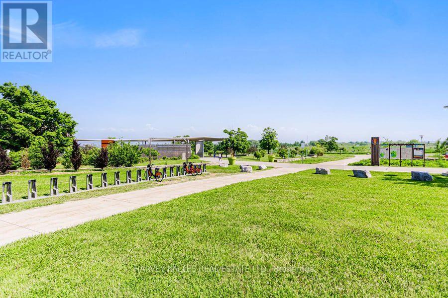 #4 60 GEORGE BUTCHART DRIVE - Image 47