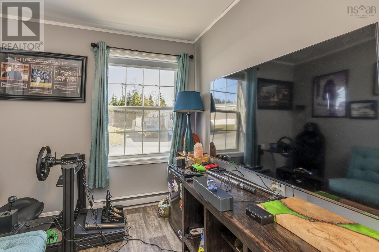 Property 43 of 49 of 27 Eleventh Street