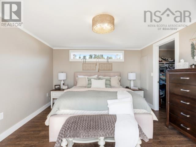 Property 23 of 49 of 1031 West Bay Road