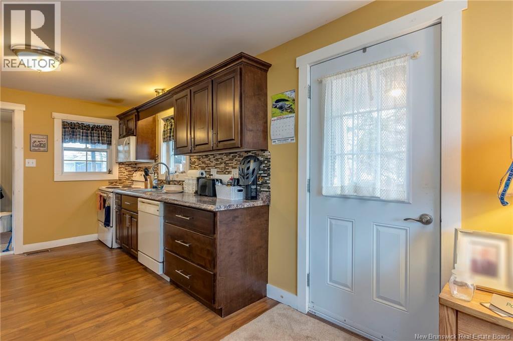 33 Magnolia Avenue - Image 8
