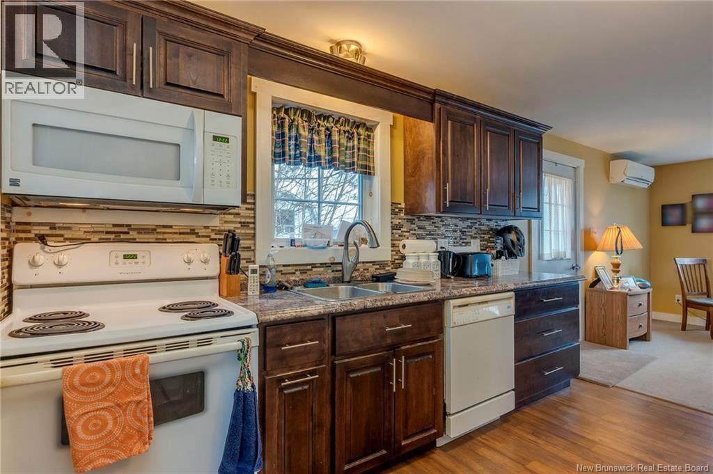 33 Magnolia Avenue - Image 6