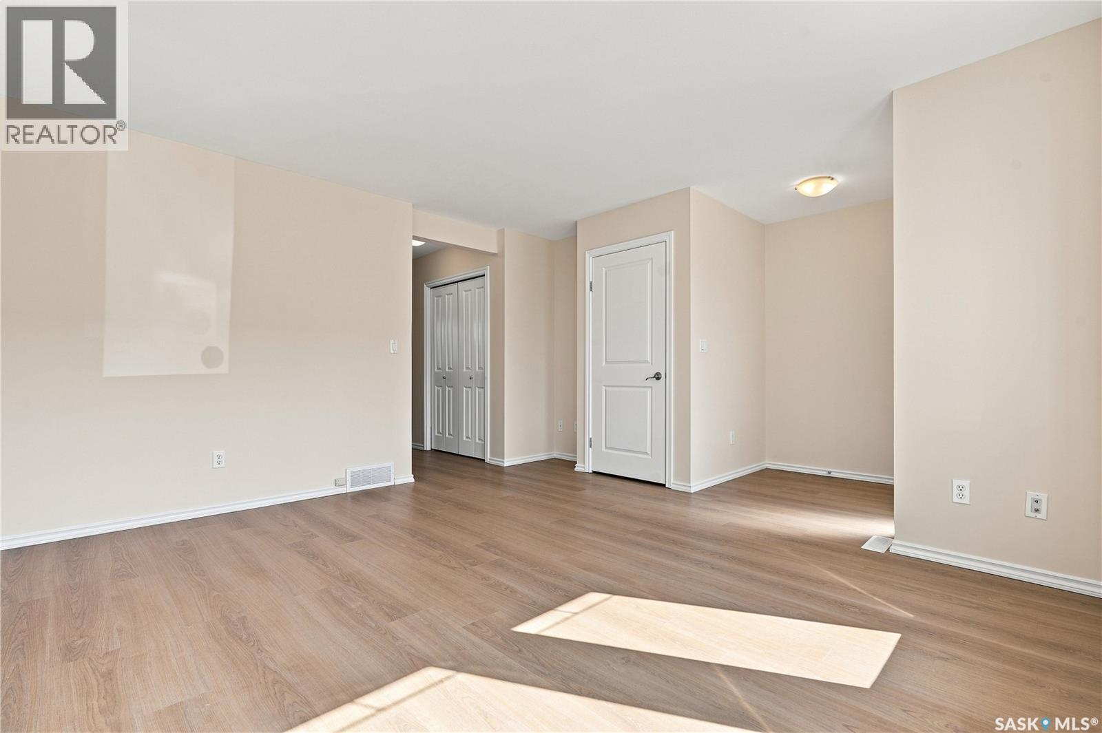 #303 303 Slimmon PLACE - Image 5