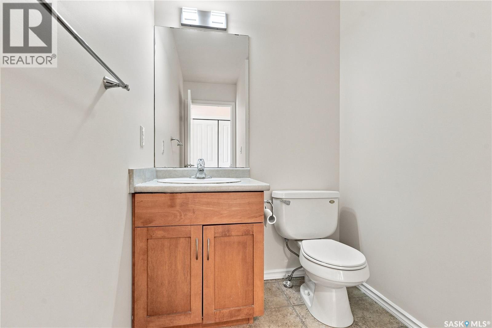 #303 303 Slimmon PLACE - Image 8