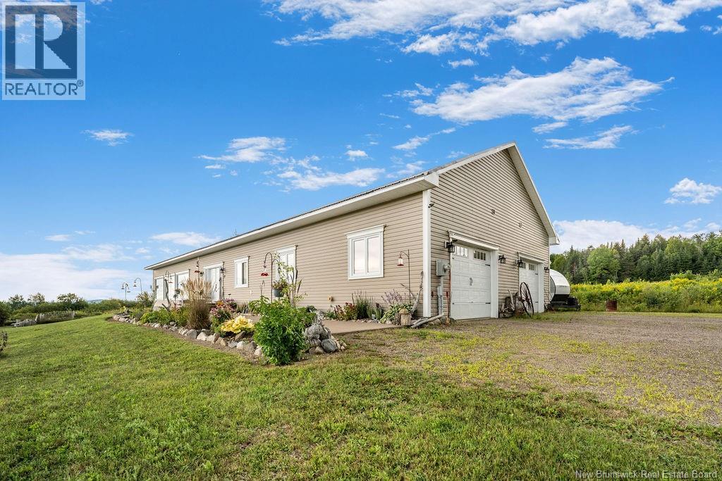 77 Trueman Graham Road - Image 36
