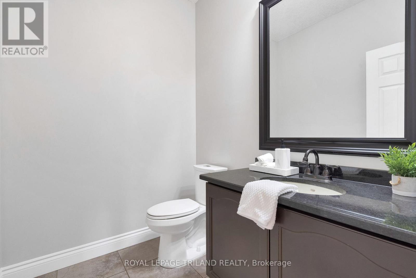1018 LOFT COURT - Image 48