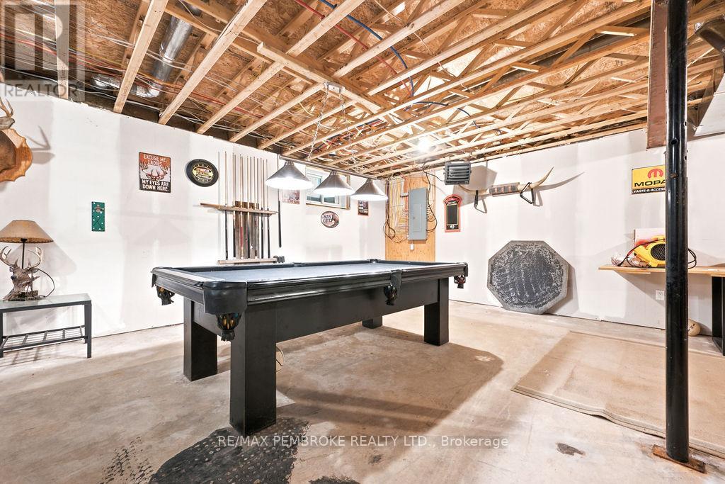 407 LATIMER ROAD - Image 32