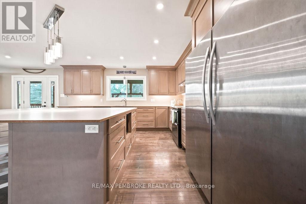 407 LATIMER ROAD - 9