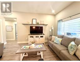 18 Evergreen Crescent thumbnail 26