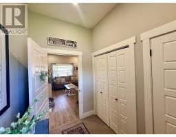 18 Evergreen Crescent thumbnail 7