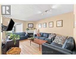22 Manhattan Crescent, Ottawa, ON K2C4B4 Photo 10