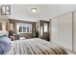 22 Manhattan Crescent, Ottawa, ON K2C4B4 Photo 17