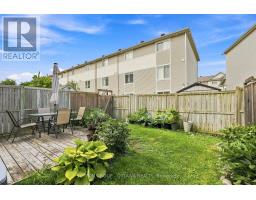 22 Manhattan Crescent, Ottawa, ON K2C4B4 Photo 25