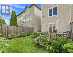 22 Manhattan Crescent, Ottawa, ON K2C4B4 Photo 27