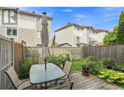 22 Manhattan Crescent, Ottawa, ON K2C4B4 Photo 28