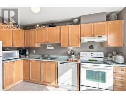 22 Manhattan Crescent, Ottawa, ON K2C4B4 Photo 6