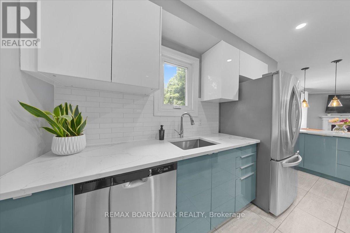 #304 222 RUSSELL AVENUE - Image 13