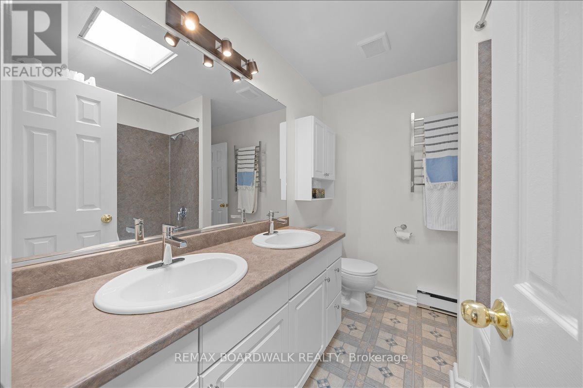 #304 222 RUSSELL AVENUE - Image 31