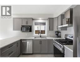 2pc Bathroom - 275 Bradshaw Drive, Stratford, ON N5A0G5 Photo 15