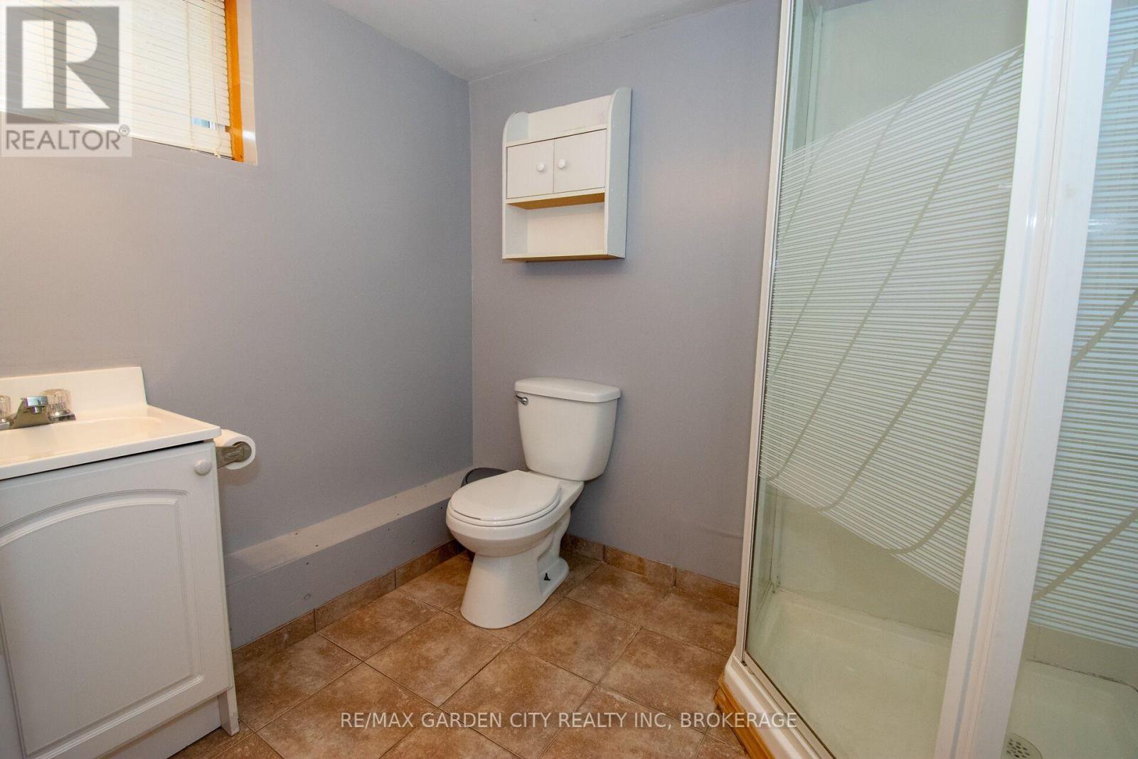 256 SCHOLFIELD AVENUE S - Image 30