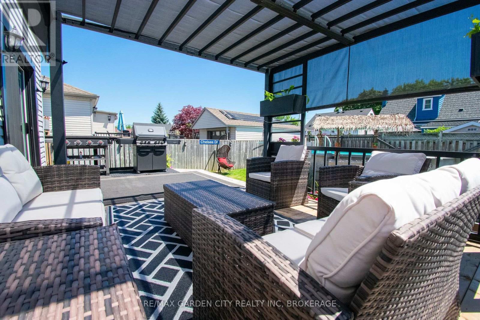 256 SCHOLFIELD AVENUE S - Image 35