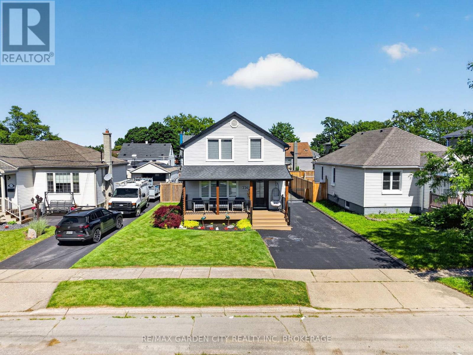 256 SCHOLFIELD AVENUE S - Image 43
