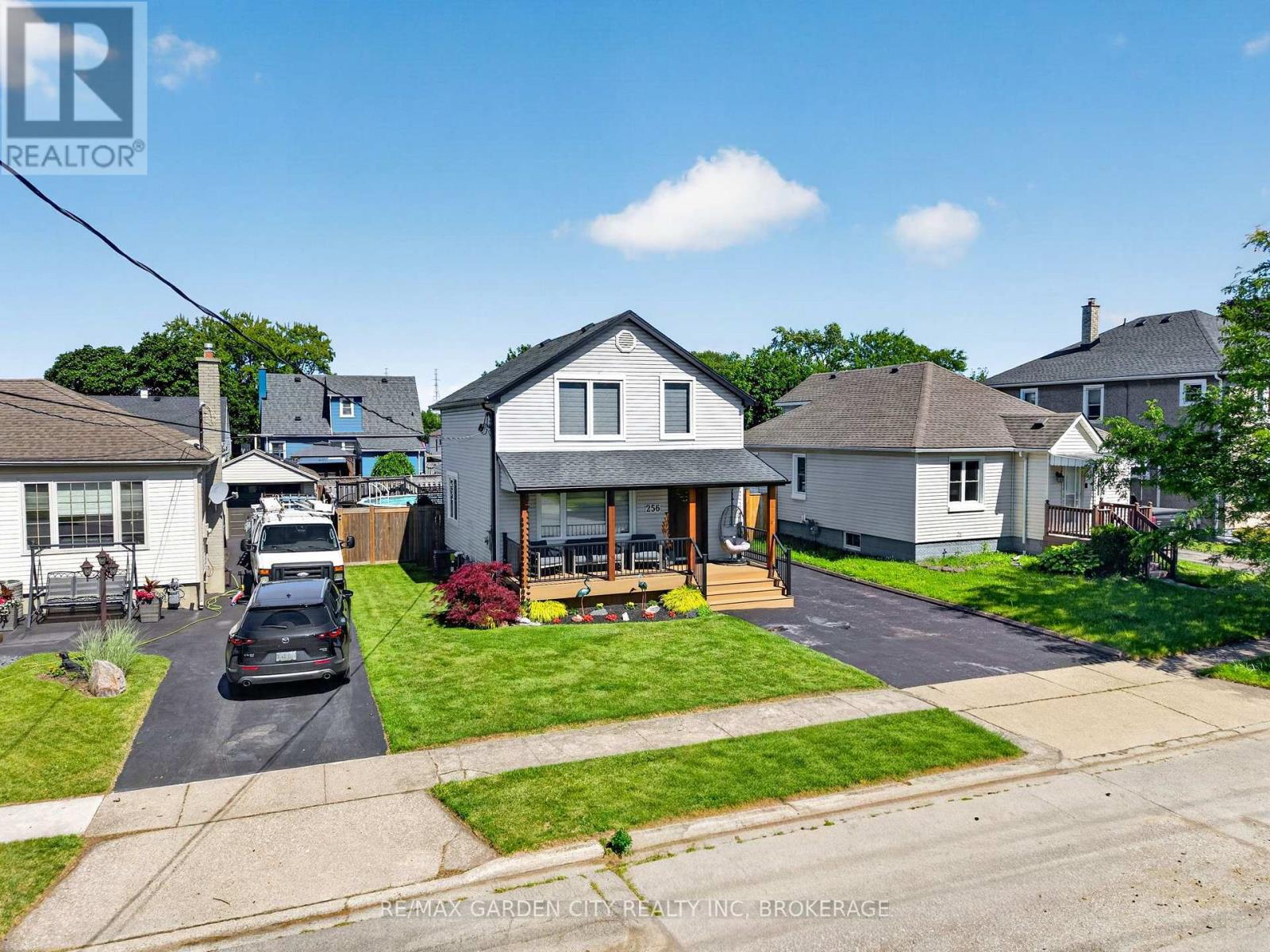 256 SCHOLFIELD AVENUE S - Image 44