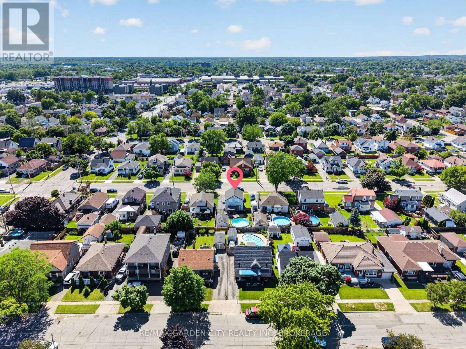 256 SCHOLFIELD AVENUE S - 50