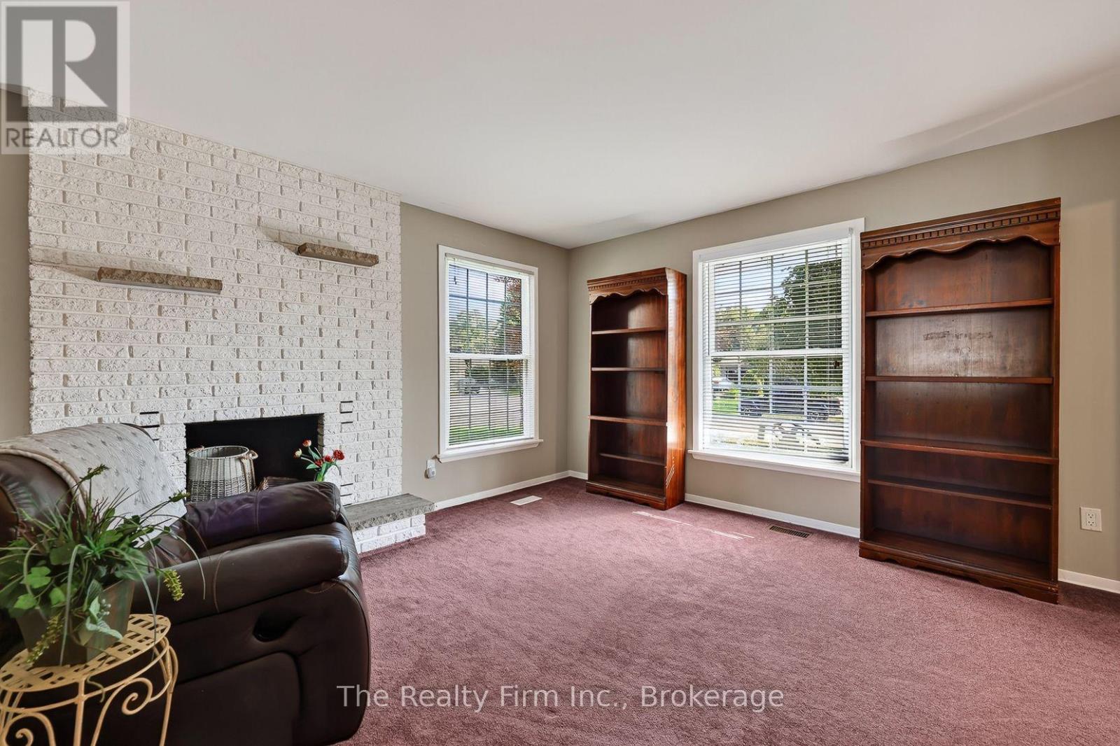 31 MARSHALL DRIVE - 6