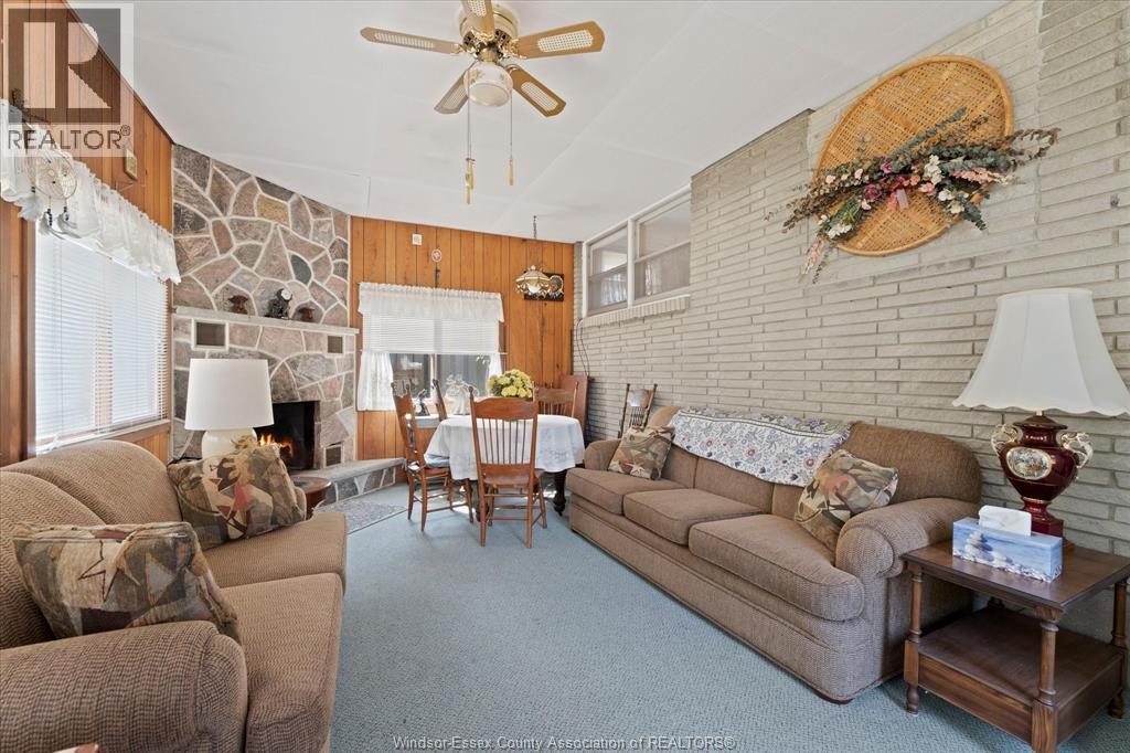 1280 Parkview AVENUE - 13
