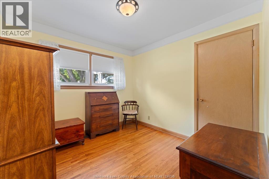 1280 Parkview AVENUE - 19