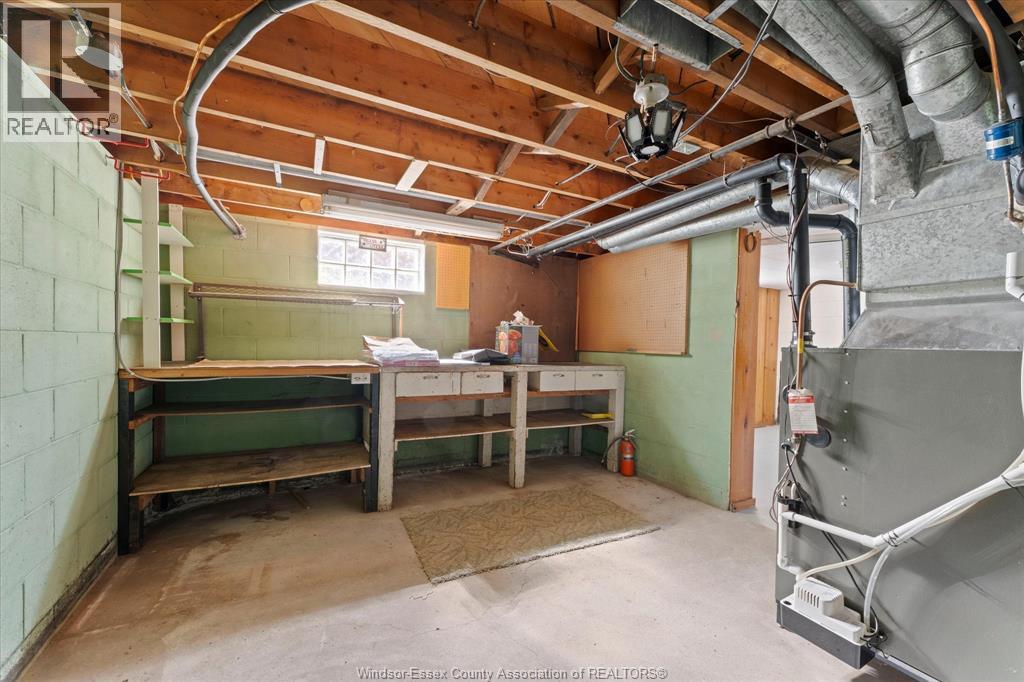 1280 Parkview AVENUE - 25