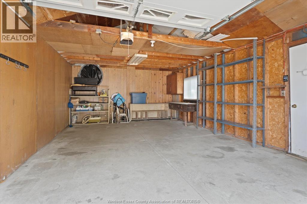 1280 Parkview AVENUE - Image 27