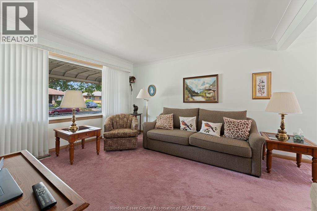 1280 Parkview AVENUE - Image 4