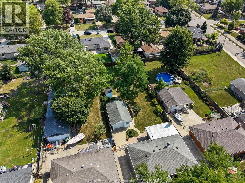 1280 Parkview AVENUE - 44