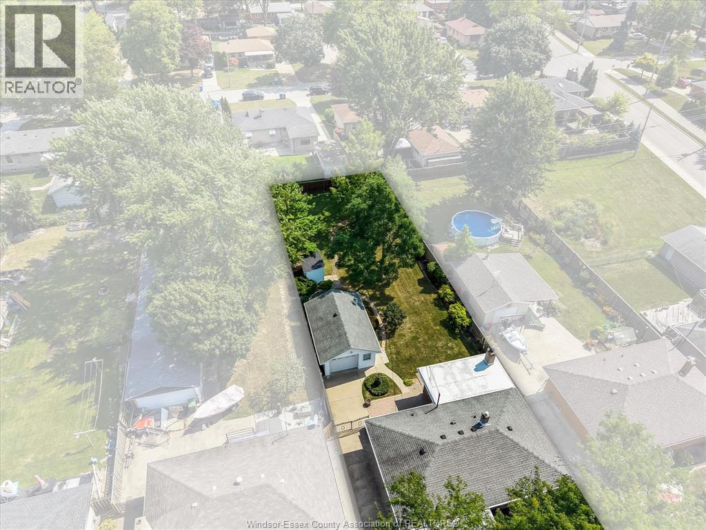1280 Parkview AVENUE - 45