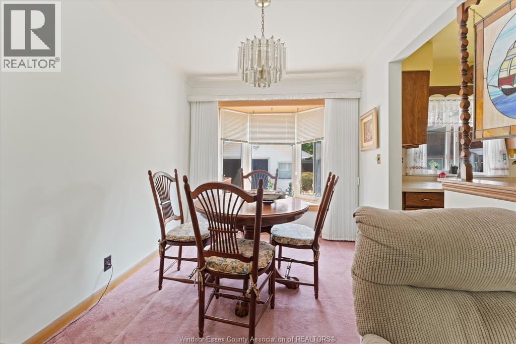 1280 Parkview AVENUE - 6