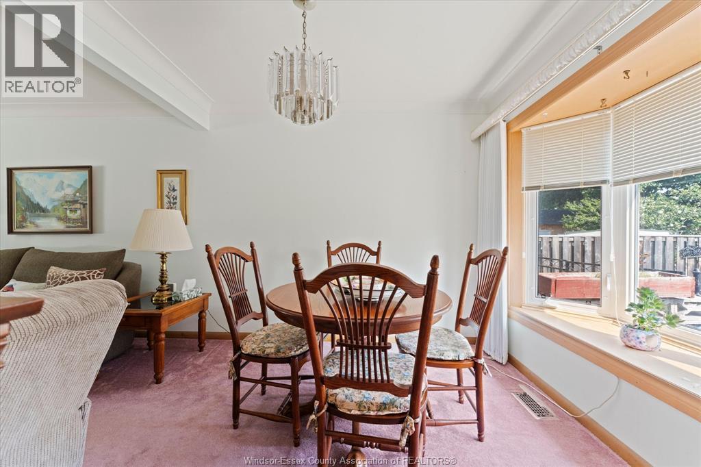 1280 Parkview AVENUE - 7