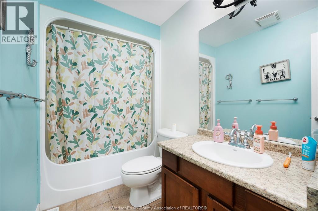 1397 Crosswinds DRIVE - Image 22