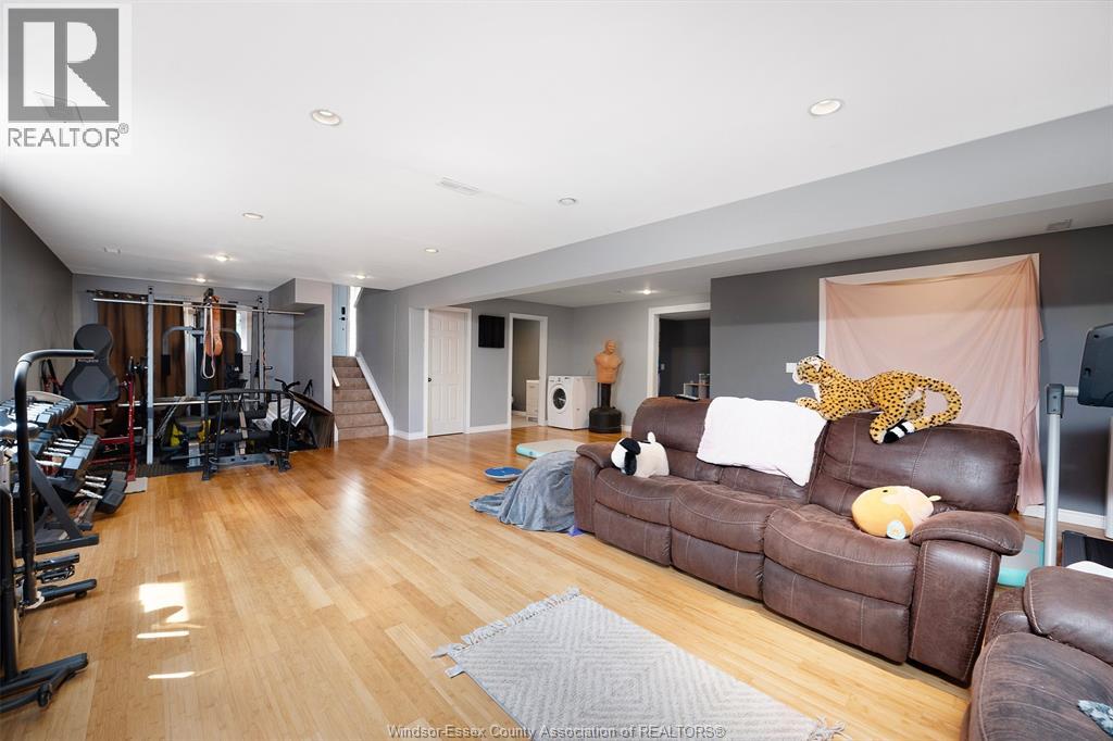 1397 Crosswinds DRIVE - Image 23