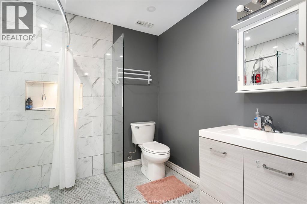 1397 Crosswinds DRIVE - 27